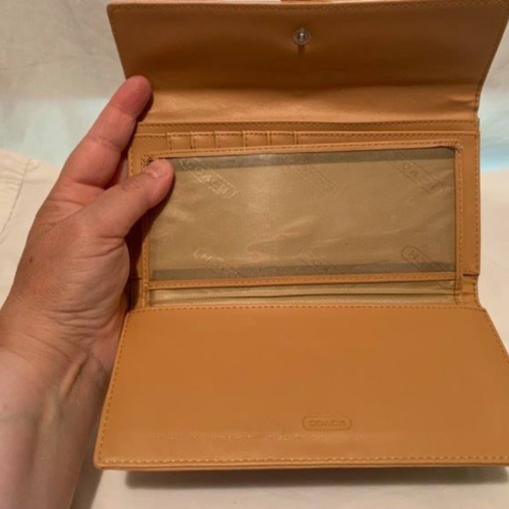 Coach wallet - Picture 2 of 4